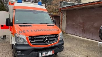 "швидка", автомобіль, ворота