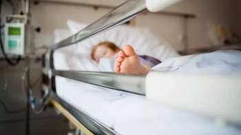 Дитина у лікарні