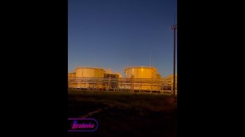 У Краснодарському краї РФ лунали вибухи, горить нафтопереробний завод