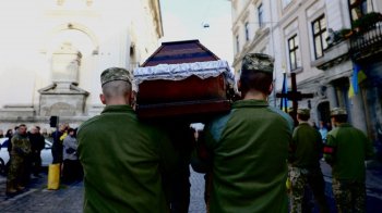Львівська громада 13 серпня попрощається з полеглим Героєм Тарасом Кришталем