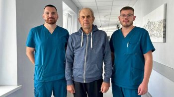 Львівські медики видалили пацієнту рідкісну 25-сантиметрову пухлину печінки
