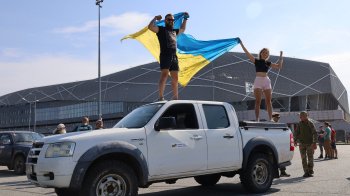Литовські волонтери привезли на Львівщину ще 42 автомобілі для ЗСУ