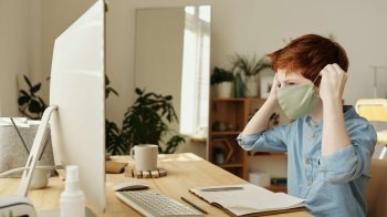 Школам Львівщини рекомендують перейти на дистанційне навчання