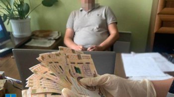 На Львівщині на хабарі піймали заступника міського голови та директора комунального підприємства