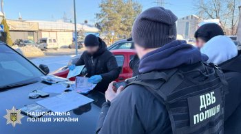 У Львові викрили схему з видачі водійських посвідчень за 500 доларів