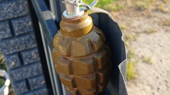 Невідомі вчепили гранату на паркан священника ПЦУ з Волині