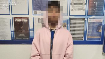 У Львові на вулиці Франка біля Стрийського парку викрили наркозбувача