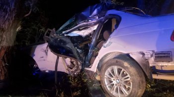 На Самбірщині після автотрощі рятувальники деблокували водія з понівеченого автомобіля