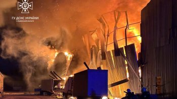 З’явилося відео наслідків нічної атаки «шахедами» по Львову