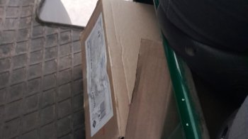 У Шегинях водій мікроавтобуса намагався перевезти за кордон 100 пачок сигарет