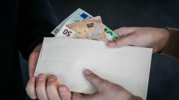 У Львові суд оштрафував пенсіонера на 25 тисяч гривень за пропозицію хабаря патрульним