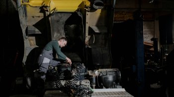 28 вересня – День машинобудівника 2025: історія свята та теплі слова привітань