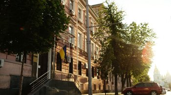 Суд не обрав запобіжний захід військовому, який подарував гранати заступнику Залужного