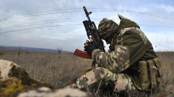 У лікарні помер один із військових, яких вчора поранили на фронті