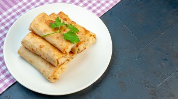 Домашні налисники з м’ясом: рецепт, який потрібно зберегти