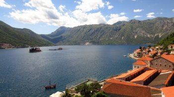 Чорногорія посилила правила в’їзду для українців