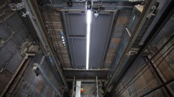 У львівській багатоповерхівці у ліфті загинула людина