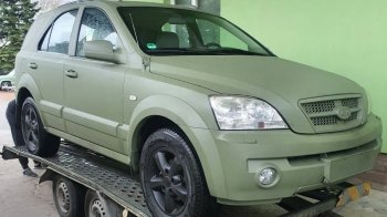 Ще 6 машин вирушили зі Львівщини на передову