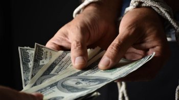 Хотів потрапити за кордон: суд на Львівщині оштрафував чоловіка