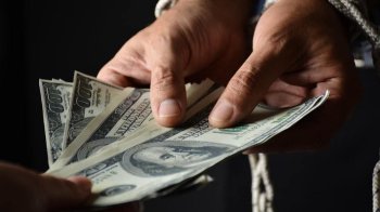 У Львові оштрафували шахрая, який обдурив ухилянта