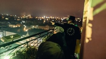 У Дрогобичі на театралізованих екскурсіях збирають гроші для ЗСУ