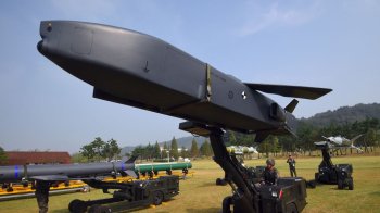 Бундестаг таки підтримав надання Україні далекобійних ракет Taurus