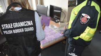 Спроба контрабанди на Львівщину: у багажі жінки виявили 300 електронних сигарет