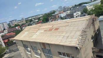 Після негоди дах райадміністрації у Львові відремонтують за 4 млн