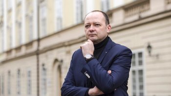 Хрещений батько: як заступник мера Львова пов’язаний із переможцем тендеру на 65 мільйонів