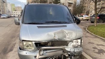 У Львові затримали горе-водія, який протаранив два автомобілі та втік з місця ДТП