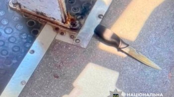 В центрі Львова 38-річна жінка з ножем напала на пасажира маршрутки