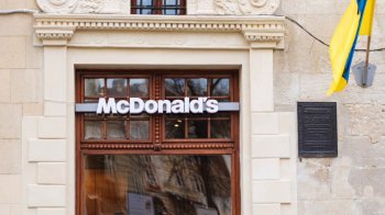 Біля Ратуші у Львові відкрили новий ресторан McDonald's
