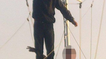 Львівські прокурори оголосили підозру у воєнних злочинах двом російським солдатам