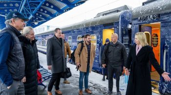 США продовжать підтримувати Україну у війні з Росією