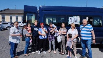 Ще 5 немовляток-переселенців евакуювали на Львівщину