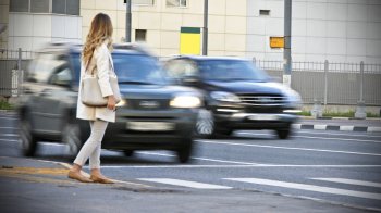 На Львівщині за жовтень загинули 13 пішоходів: патрульні нагадують правила поведінки на дорозі