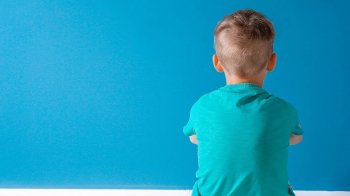 Від емоційних зривів до повної втрати комунікації: як війна впливає на розвиток дітей у спектрі