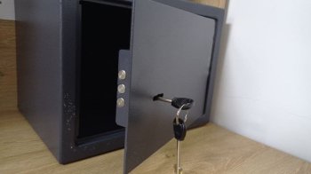 Кухар із Луганська обікрав львівський суші-бар