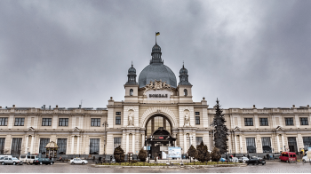 У Львові надійшли повідомлення про ймовірні замінування