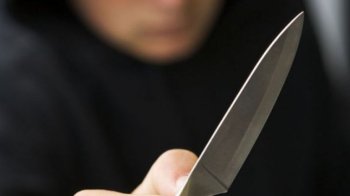 У Львові 34-річний чоловік вдарив брата декілька разів ножем під час сварки