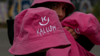 Kalush Orchestra продають статуетку переможців Євробачення 2022 та панамку фронтмена гурту