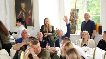 На аукціоні у Підгорецькому замку зібрали понад 8 млн грн на дрони