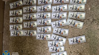 Вимагали хабар за оформлення інвалідності: завідувачку та медсестру відсторонили від посад