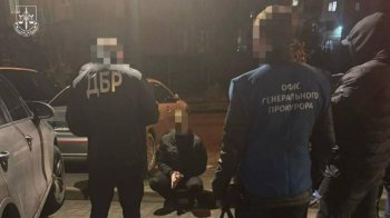 Підозрюваного у хабарництві львівського прокурора звільнять з посади