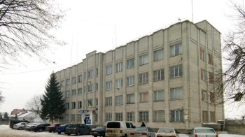 Поліцейського з Шептицького звільнили за неправильне оформлення водіїв і реагування на виклики