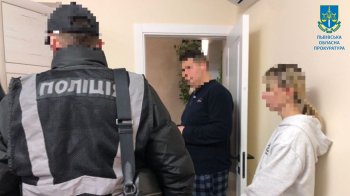 Працівники філії банку у Самборі викрадали гроші з карток клієнтів