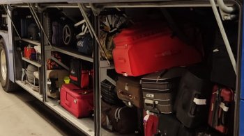 На Львівщині водій рейсового автобуса перевозив контрабанду техніки на 2 млн грн