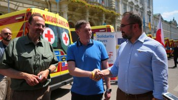 Фонд міжнародної солідарності 25 нових "швидких": 1 залишили для Львівщини, решту-для звільнених від росіян громад