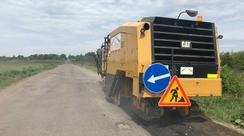 На Львівщині поблизу Куликова почали ремонтувати дорогу