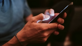 На Львівщині суд конфіскував Iphone в адміністратора групи з повістками